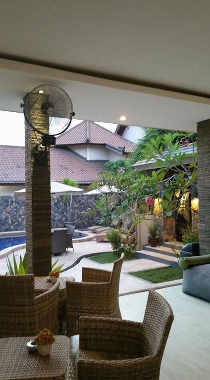 Matahari Inn Gili Trawangan Exterior photo
