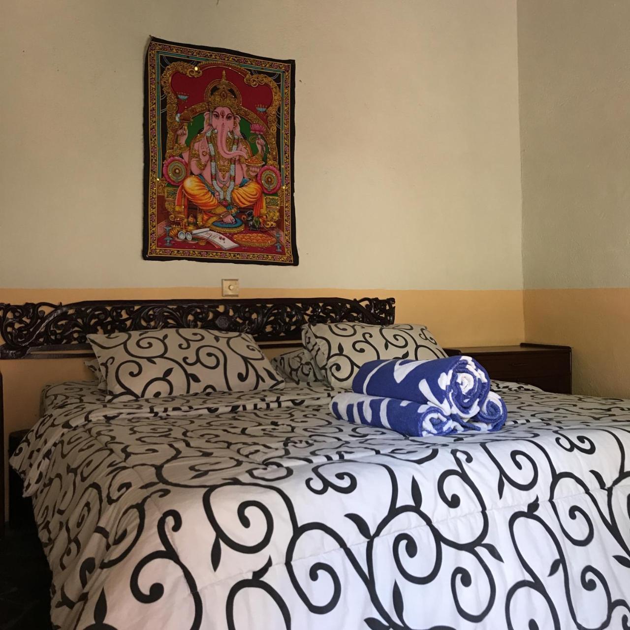 Matahari Inn Gili Trawangan Room photo