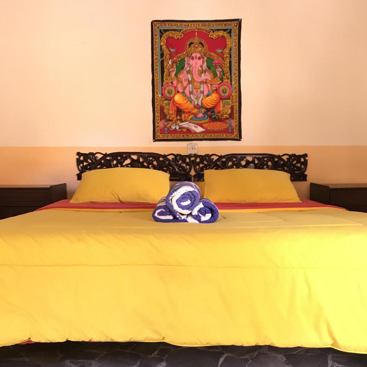 Matahari Inn Gili Trawangan Room photo